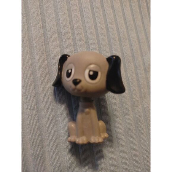 Mannix Puppy Dog Mini Figure Vinyl Bobble-Head Dollhouse Pet White Black Ears - Picture 1 of 6